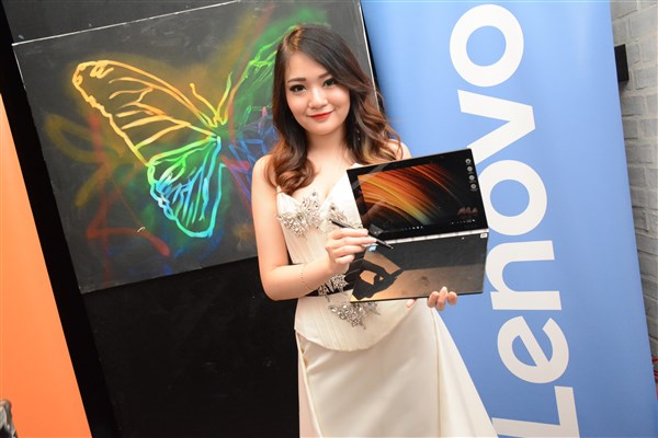 Lenovo Yoga Book, Phab 2 Devices coming to Malaysia 1