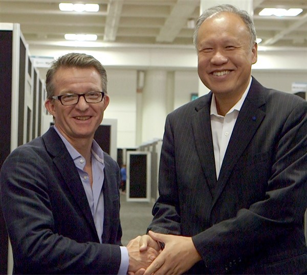 L-R: Simon Church, CEO of NTT Com Security and Ken Xie, CEO of Fortinet