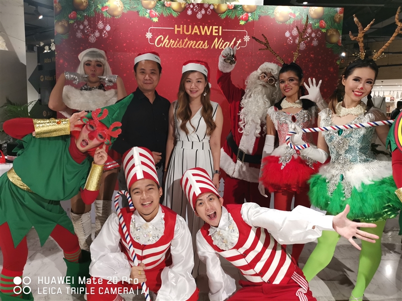 Huawei Shares Christmas Joy with Malaysian Fans 1