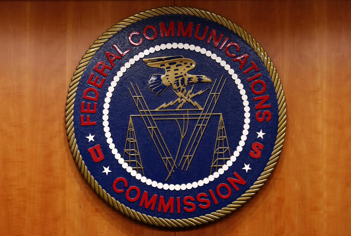 U.S. agency to vote on auctioning key unused parts of 2.5 GHz band for 5G