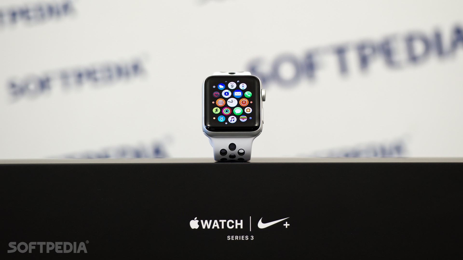 Apple Will Let Apple Watch Users Remove Stock Apps