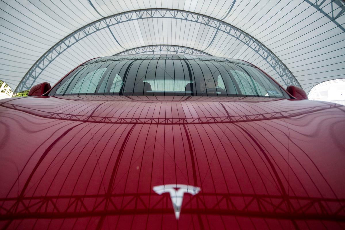 Germany's Nextmove cancels Tesla order, citing quality issues
