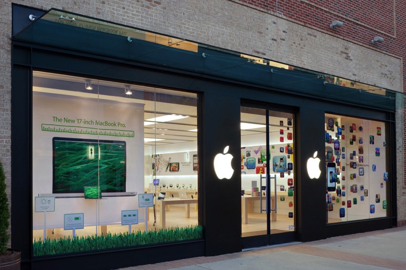 Apple Stores Being Updated With New 3D Window Displays 1