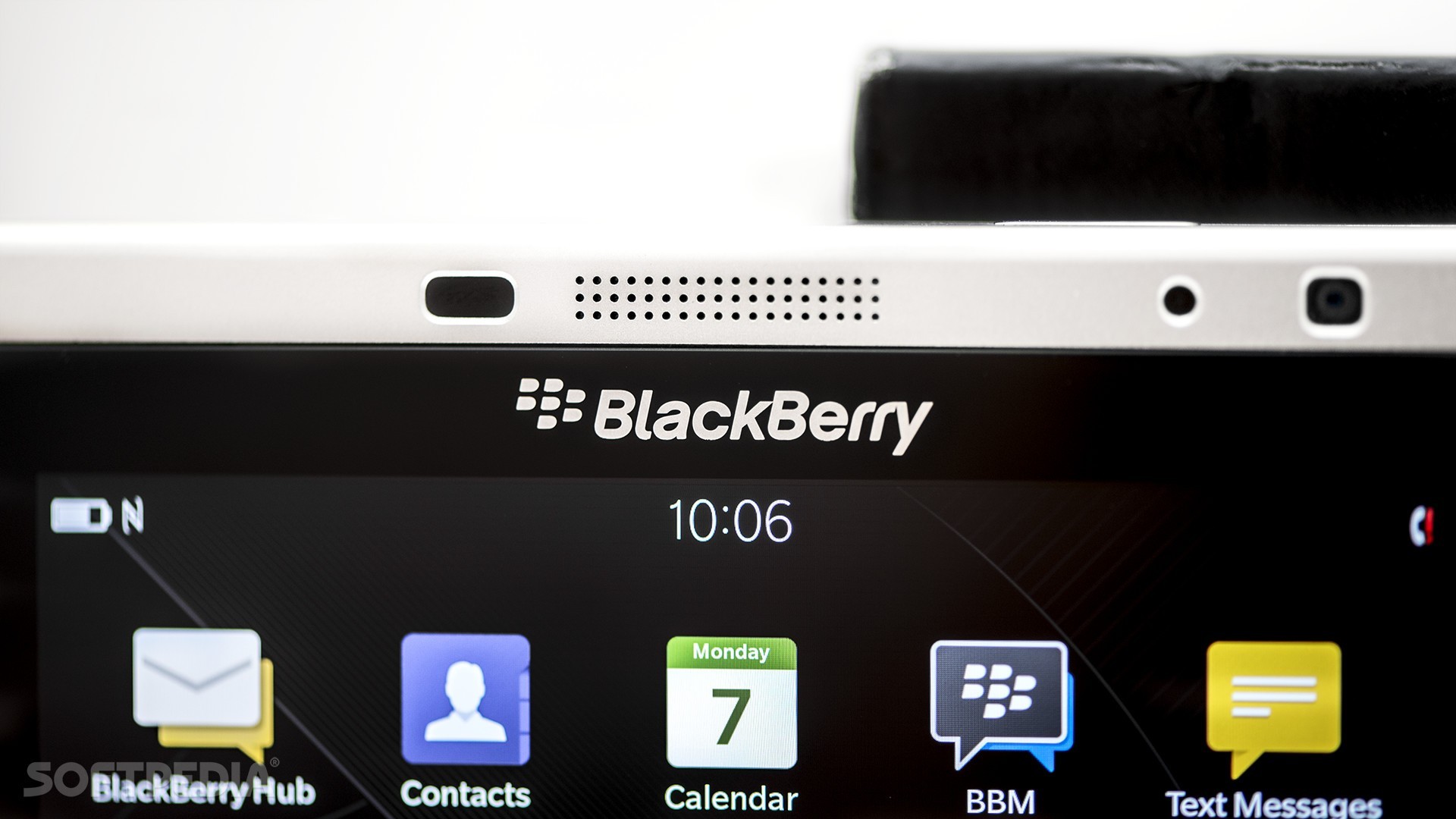 No 5G BlackBerry Planned as TCL Says 5G Is More Appropriate for Refrigerators