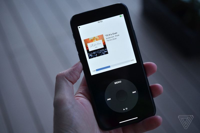 Apple Pulls 'Rewound' App That Turned iPhone Into a Classic iPod 1