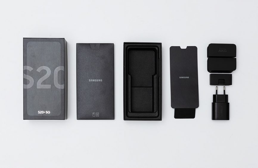 Samsung-Galaxy S20-packaging made from paper